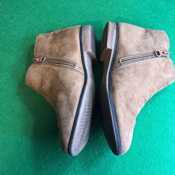 Cat & JACK  GIRLS ANKLE BOOTS ZIP UP SIDES SZ 1 - Picture 3 of 9